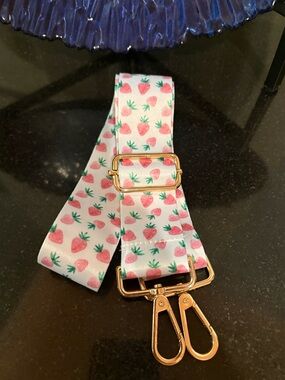 White & Strawberry Print Bag/Purse Strap Adjustable Replacement New